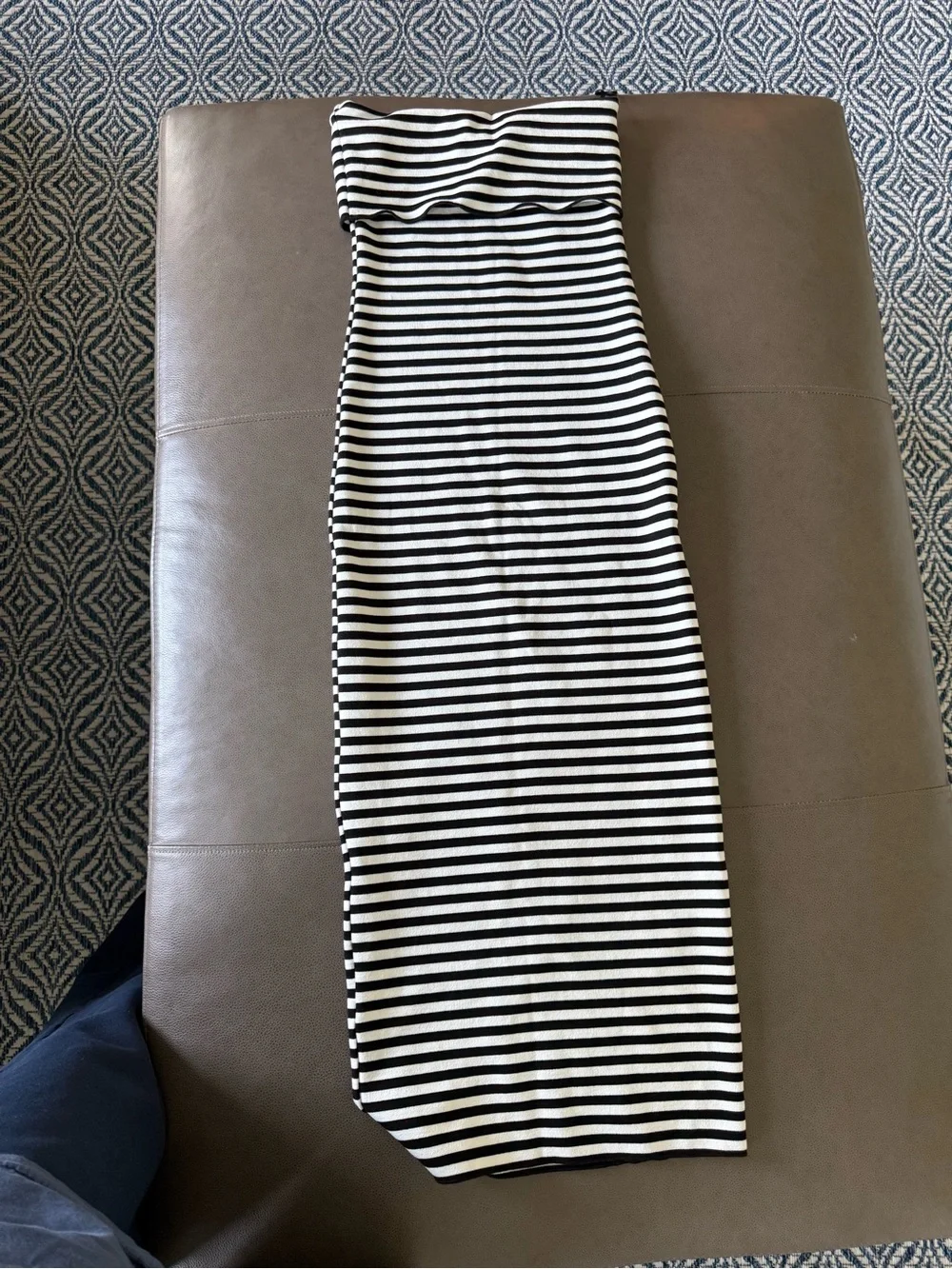 Abercrombie & Fitch Black and White Strapless Maxi Dress